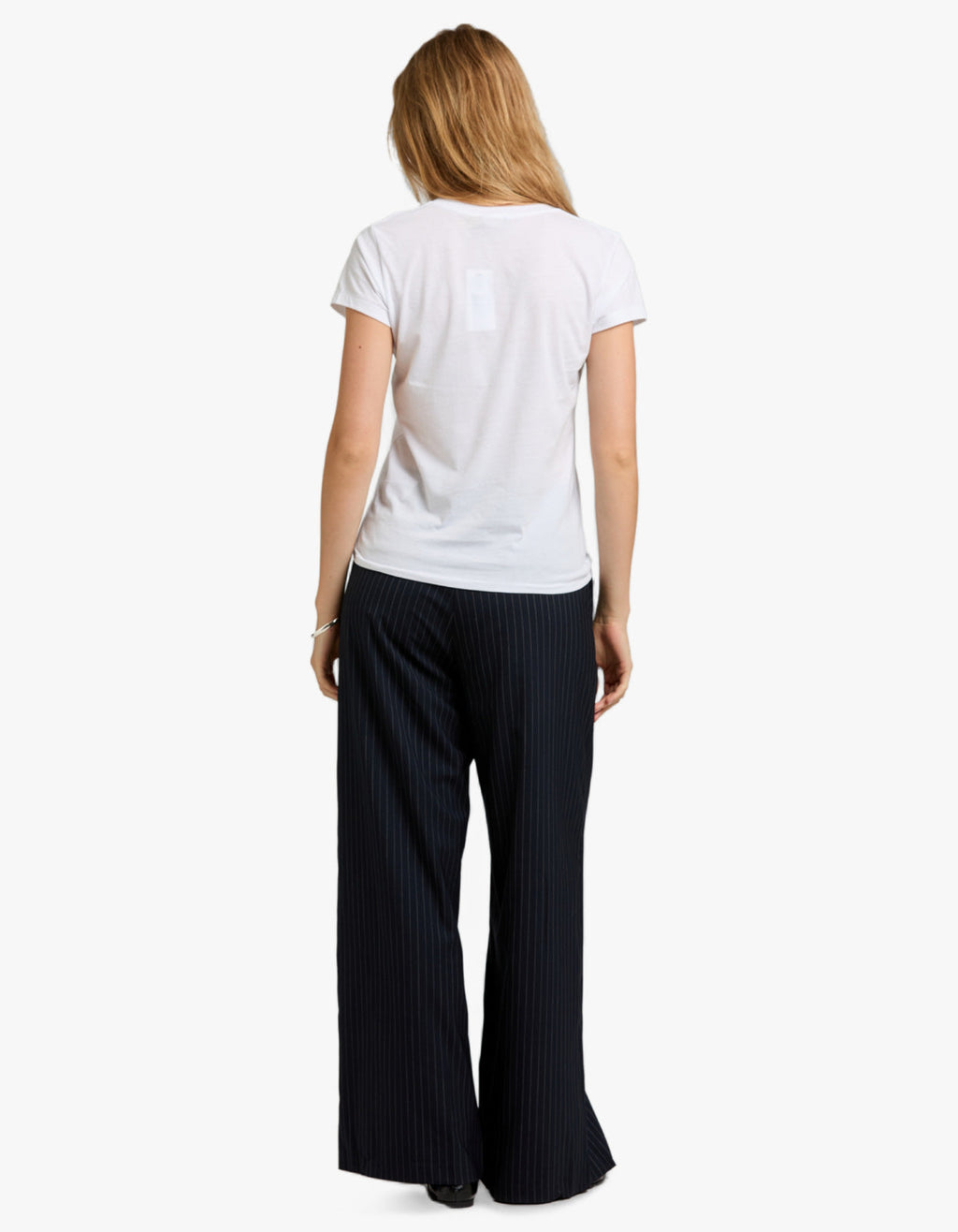 V Neck Short Sleeve T-Shirt - White shirt